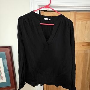 Black V-Neck Pull Over Blouse